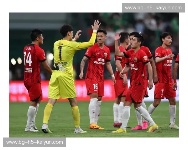 京沪风云：当北京人和的铁血韧性撞上上海上港的星光璀璨